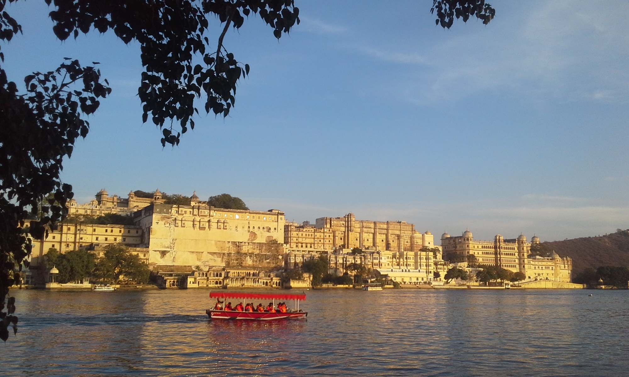Boat Cruise On Lake Pichola