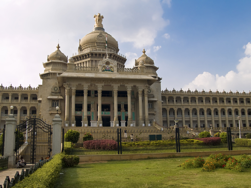 Karnataka Tour Coffee, Wildlife and Palaces
